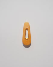 Cargar imagen en el visor de la galería, Orange Hair Clip
