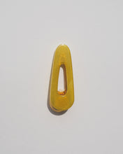 Cargar imagen en el visor de la galería, Yellow Hair Clip
